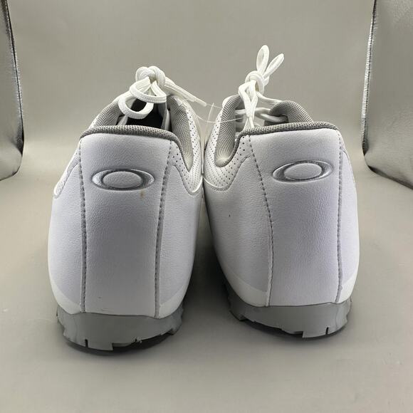 Oakley Holdover Shoes Mens Size 12 White Spikeless Golf Turf Sneakers 14036-104